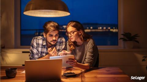 Le contrat de location, appelé aussi bail de location, est un document indispensable pour le propriétaire et le locataire. ©bernardbodo A quoi correspond la date de prise d’effet d’un contrat de location ?